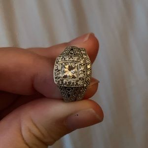 Diamond, white gold wedding ring with band